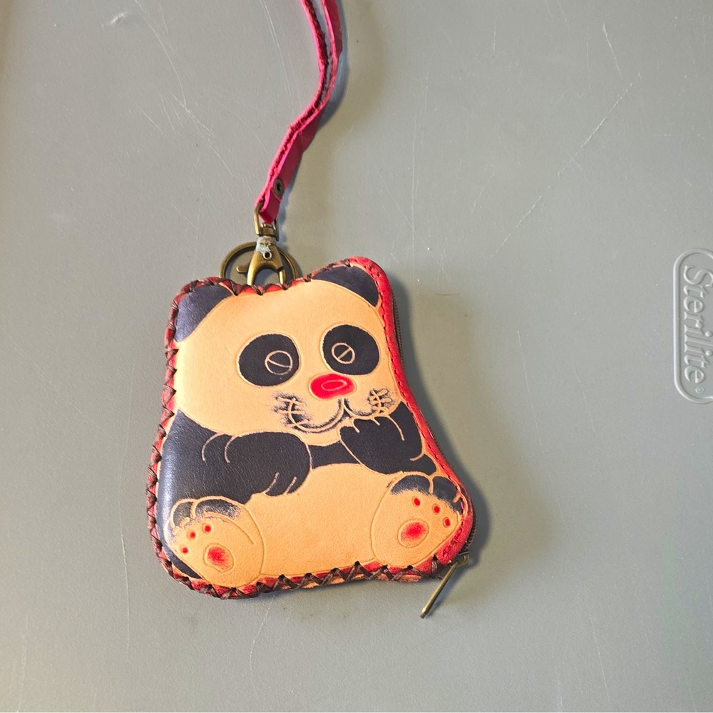 Women's Red Floral Panda Graphic Zip Wristlet Coin Wallet w/ Wrist Strap